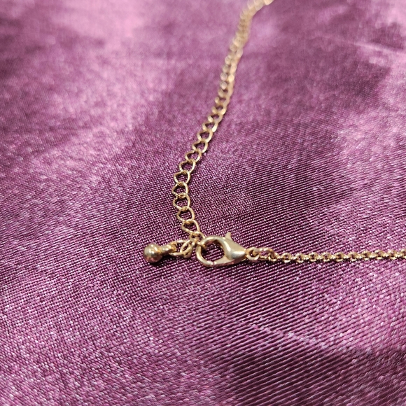 Elegant Gold Chain Necklace - Picture 5 of 5